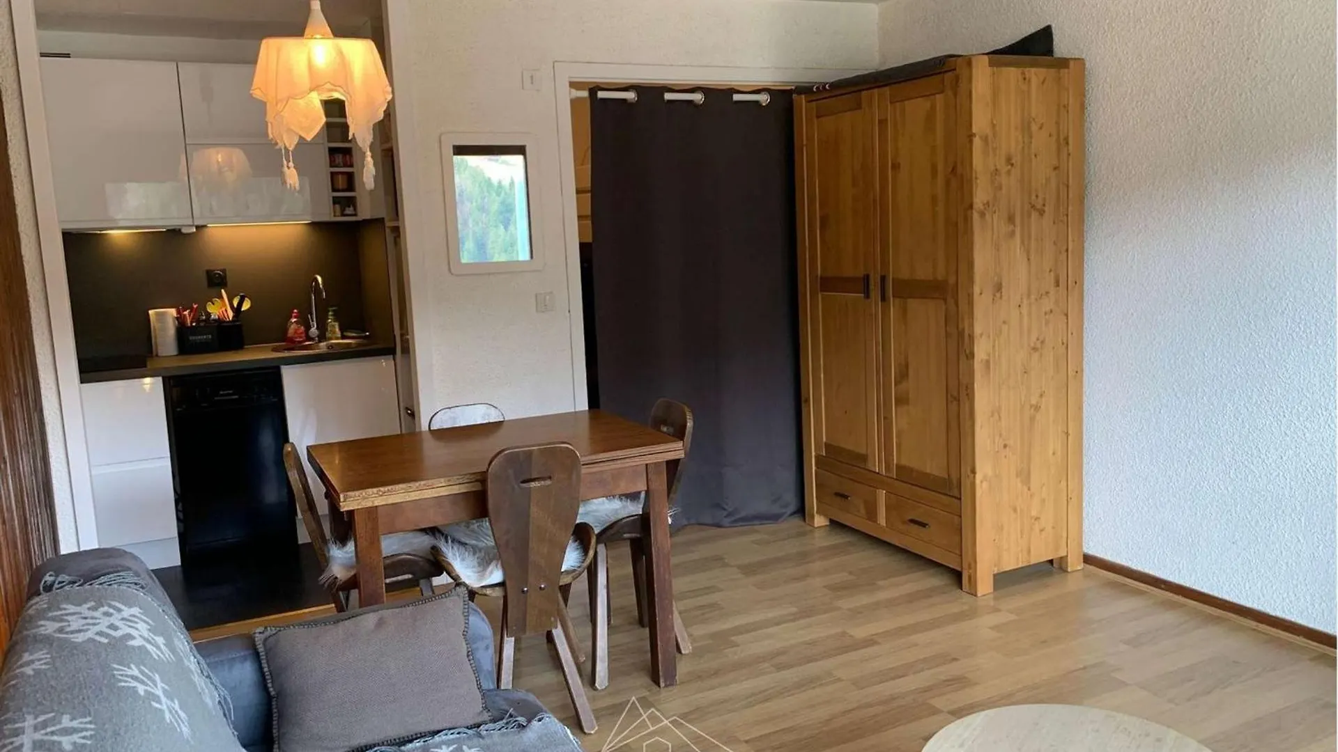 Studio Renove 4 Pers, Le Grand-Bornand, Balcon Sud, Proche Skibus - Fr-1-458-200